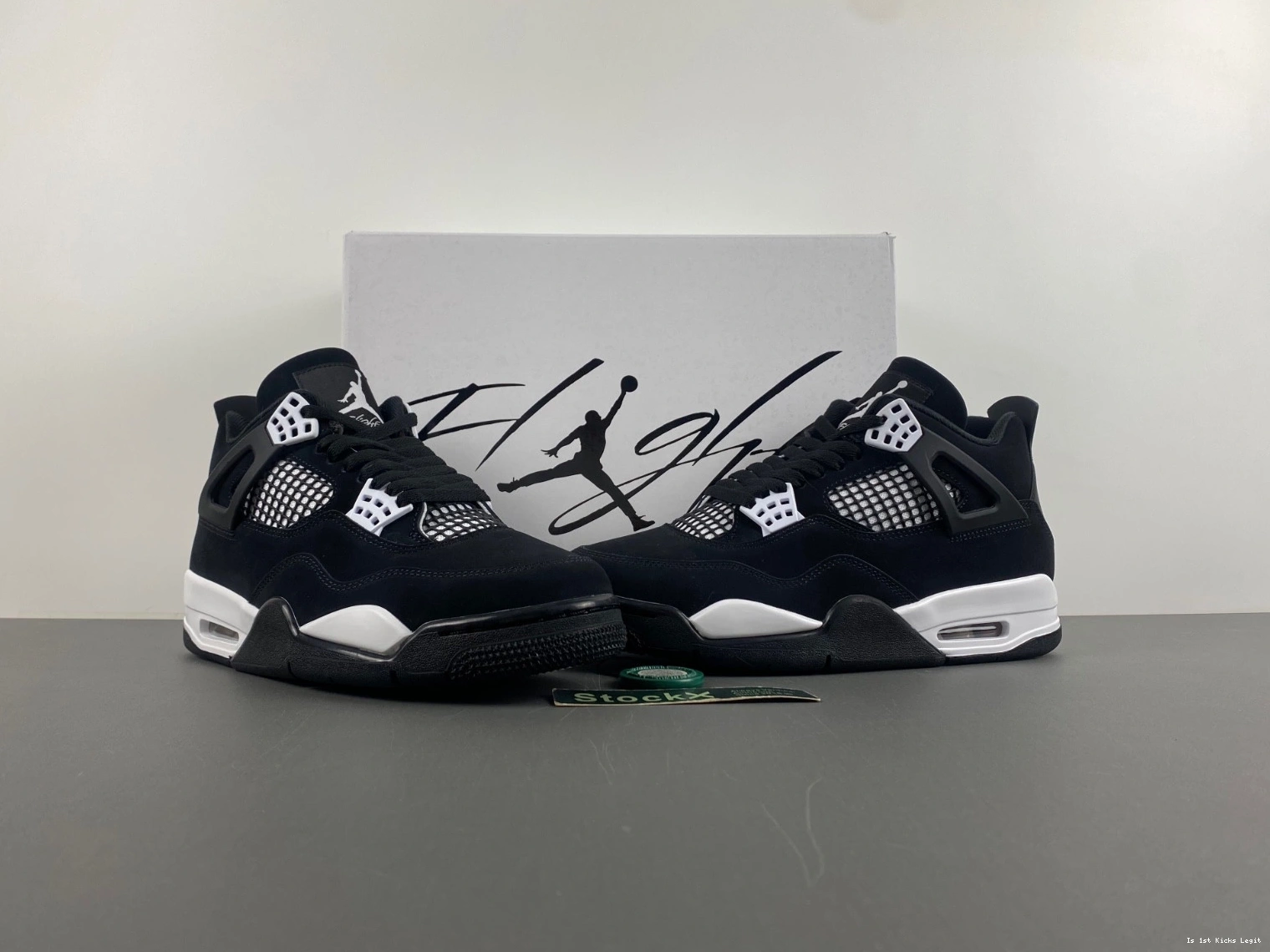 4 THUNDER JORDAN AIR RETRO FQ8138-001 'WHITE 0524
